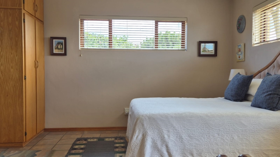 3 Bedroom Property for Sale in Stilbaai Wes Western Cape